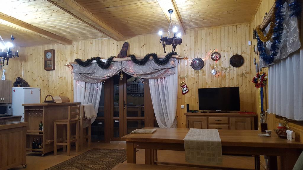 Guest House In Carpathians ミホヴォ エクステリア 写真