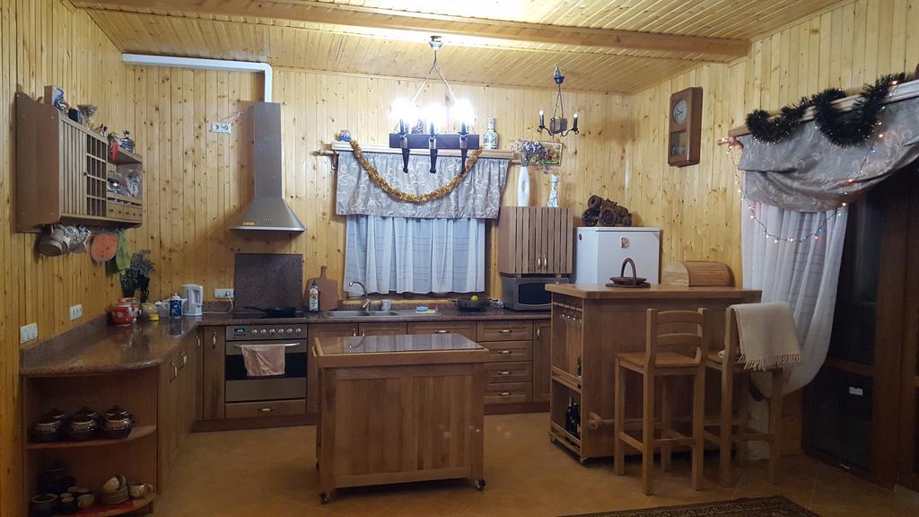 Guest House In Carpathians ミホヴォ エクステリア 写真