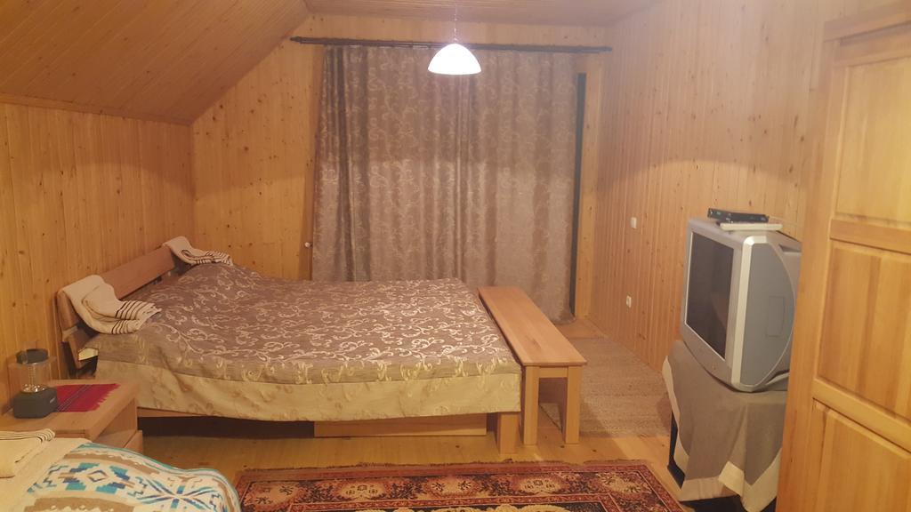 Guest House In Carpathians ミホヴォ エクステリア 写真