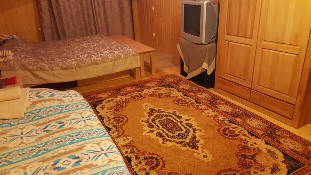 Guest House In Carpathians ミホヴォ エクステリア 写真