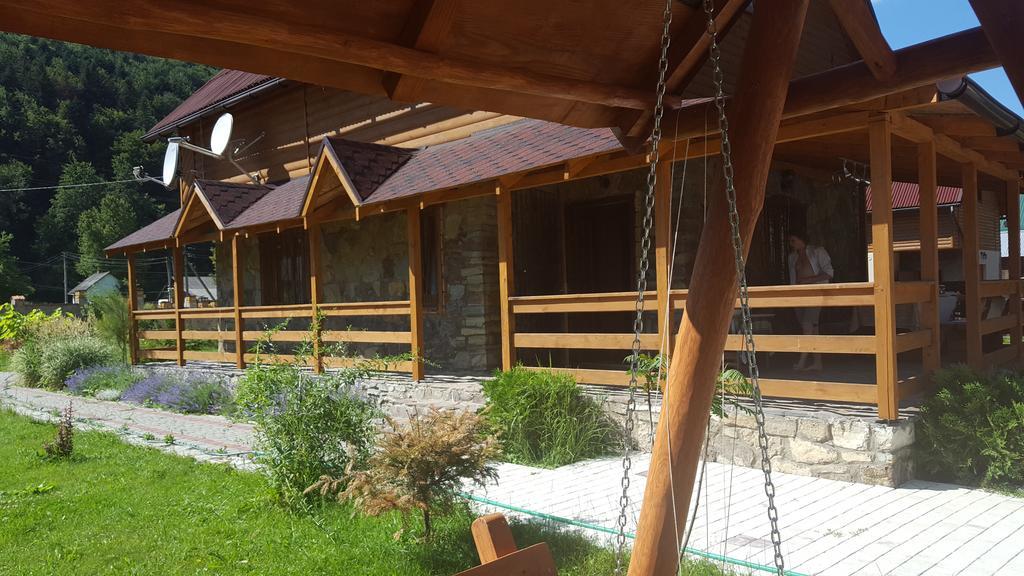 Guest House In Carpathians ミホヴォ エクステリア 写真